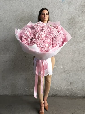 Dreamy Pink Cloud pink hydrangea luxury bouquet by Manakin Fleurs